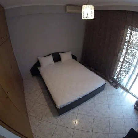 Dimitris House 5 *